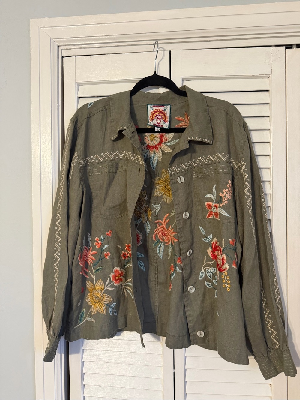 Johnny Was green linen button up - Picture 4 of 8